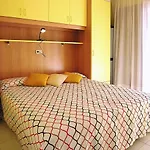 Pine Wood Daire *