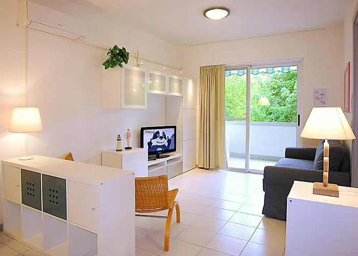 Pine Wood * 比比翁