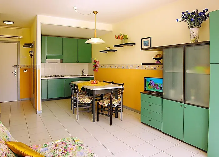 Pine Wood 비비오네